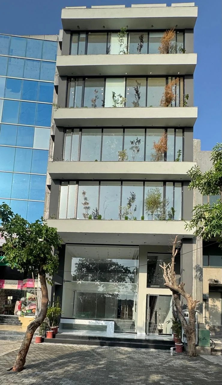 The exterior of Plaza 370, home to Luxe Heights Apartments